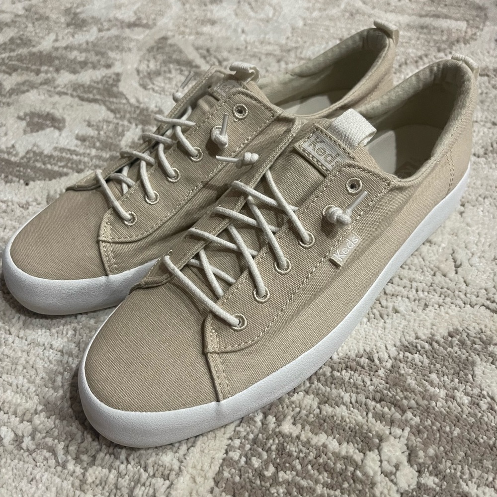 Woman’s Keds sneakers